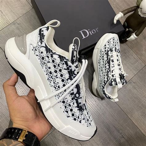 zapatillas dior precio perú|sneakers dior.